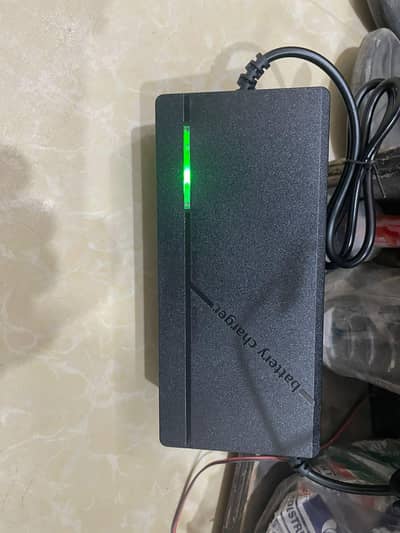 E bike charger 42v/5Am