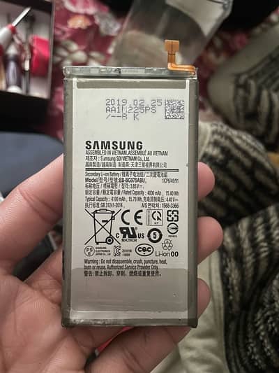 Samsung s10 plus genuine battery in good condition