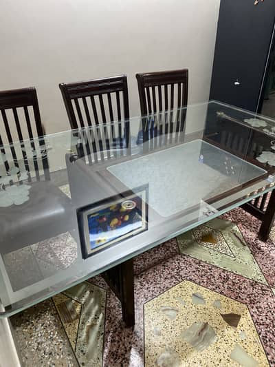 Wood dining table for 6 people