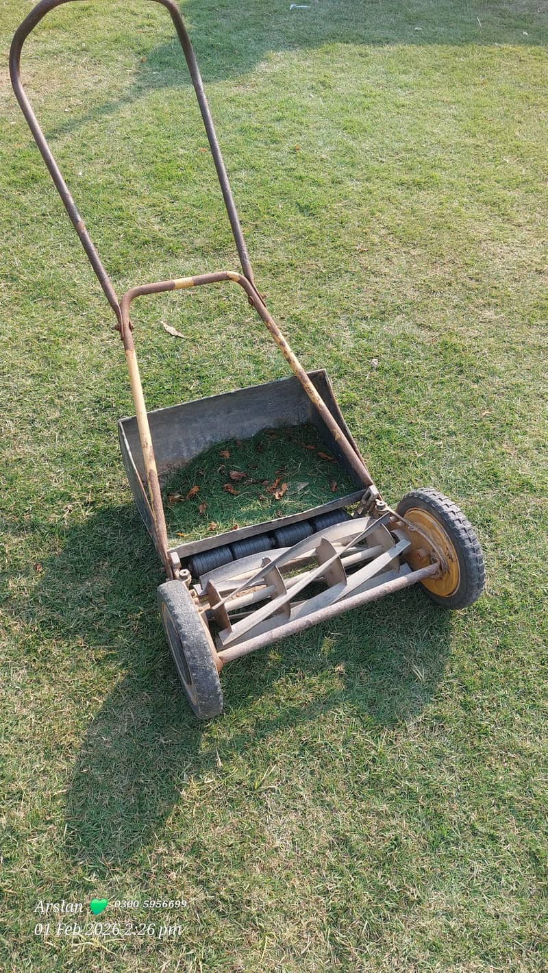 Grass Cutting Machine 1