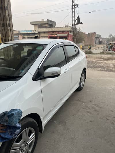 Honda city 1.3 Auto 2016