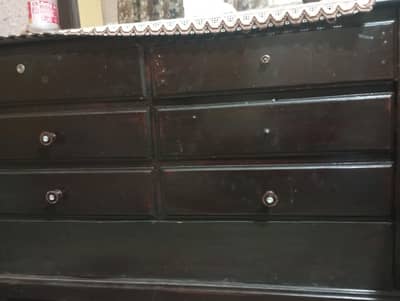 dressing table