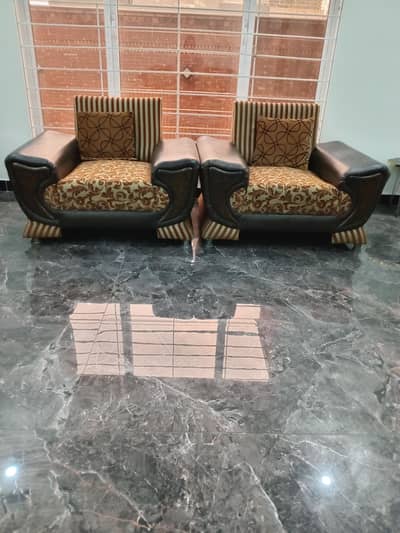 3+2+1+1 sofa set for sale. . . in good condition