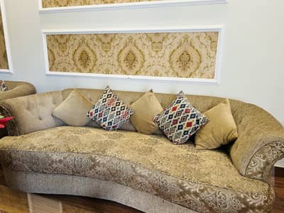 New luxurious six seater sofa rec