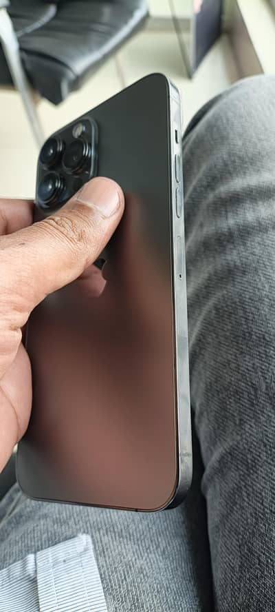 iPhone 13 Pro Max – Premium Phone, Great Deal