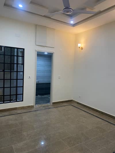 5 Marla Brand New First Entry Upper Portion For Rent In Jubilee Town