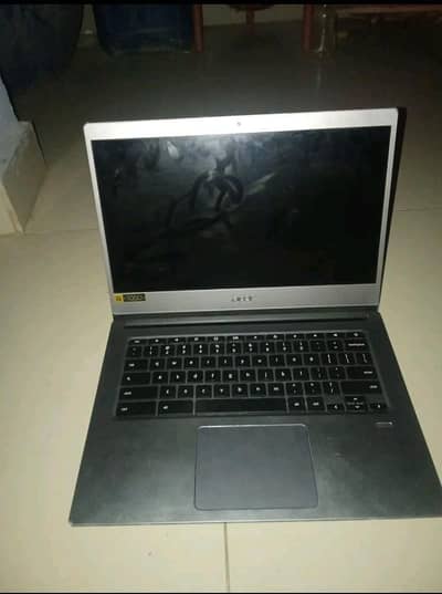 Acer CB714