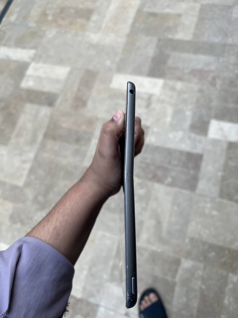 IPAD 7th generation 3