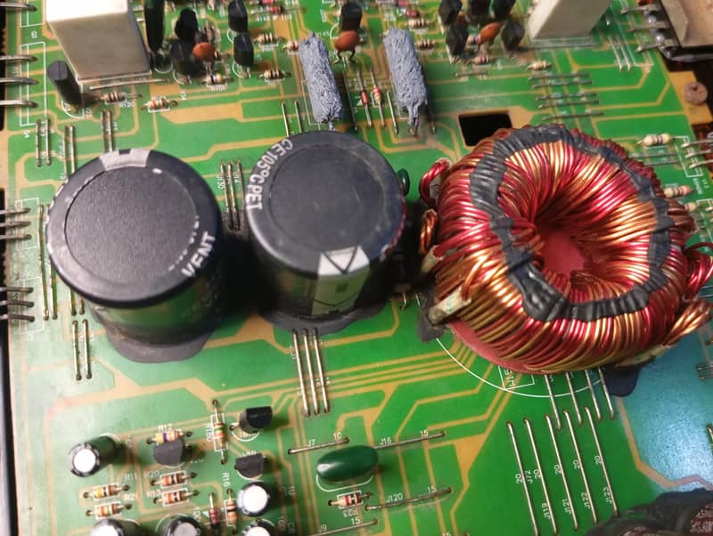 Solid audio amplifier 4 channel 7