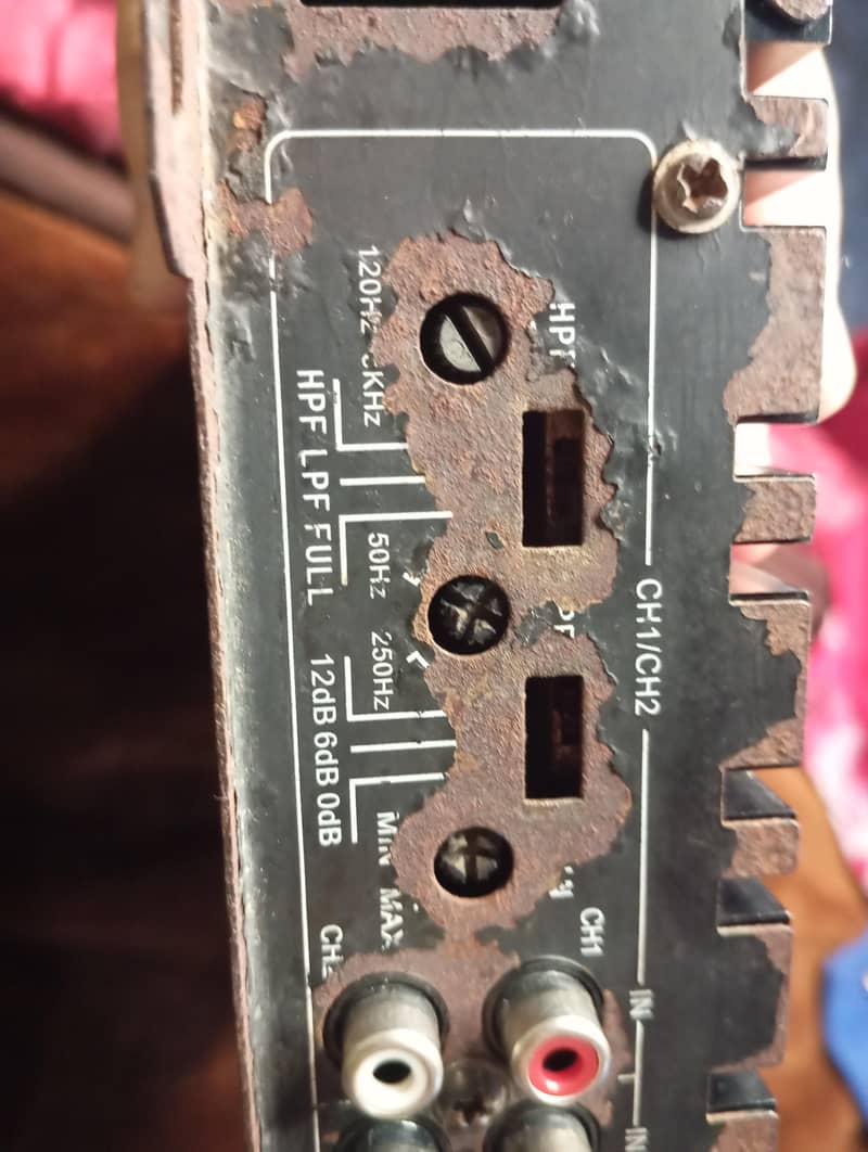 Solid audio amplifier 4 channel 8