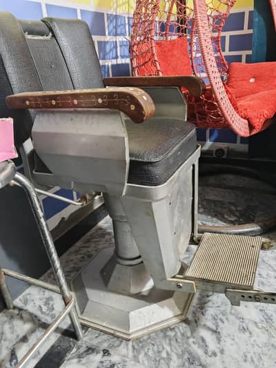 Beauty Saloon Chairs for Sale