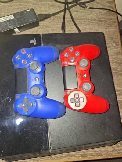 Ps4 fat 1tb with Genuine Controller 3 months used