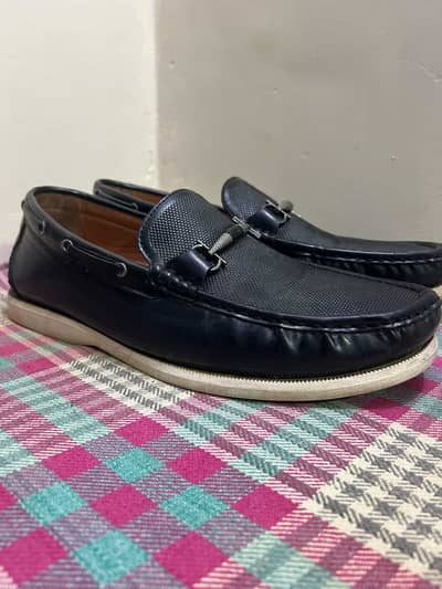 Leather type material shoes black and off white