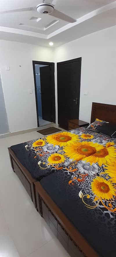furnished room available for bachelor in gulberg Green Islamabad