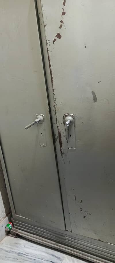 solid iron Almirah 3 door