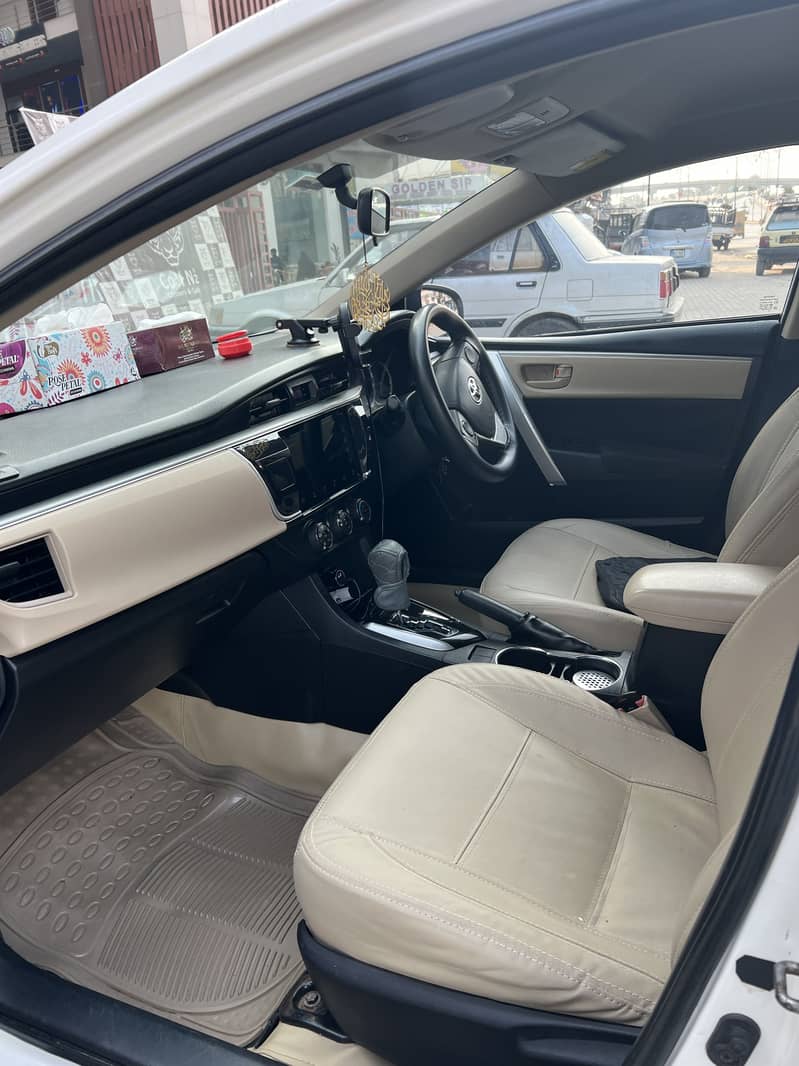 Altis  automatic 1.6 11