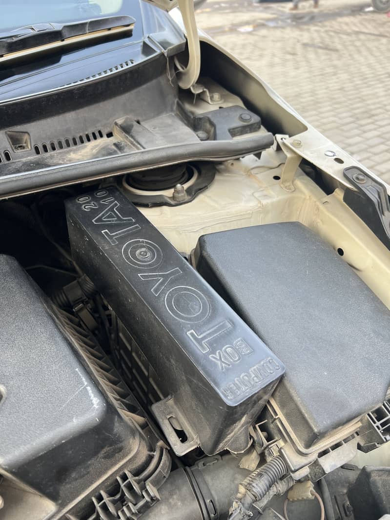 Altis  automatic 1.6 14