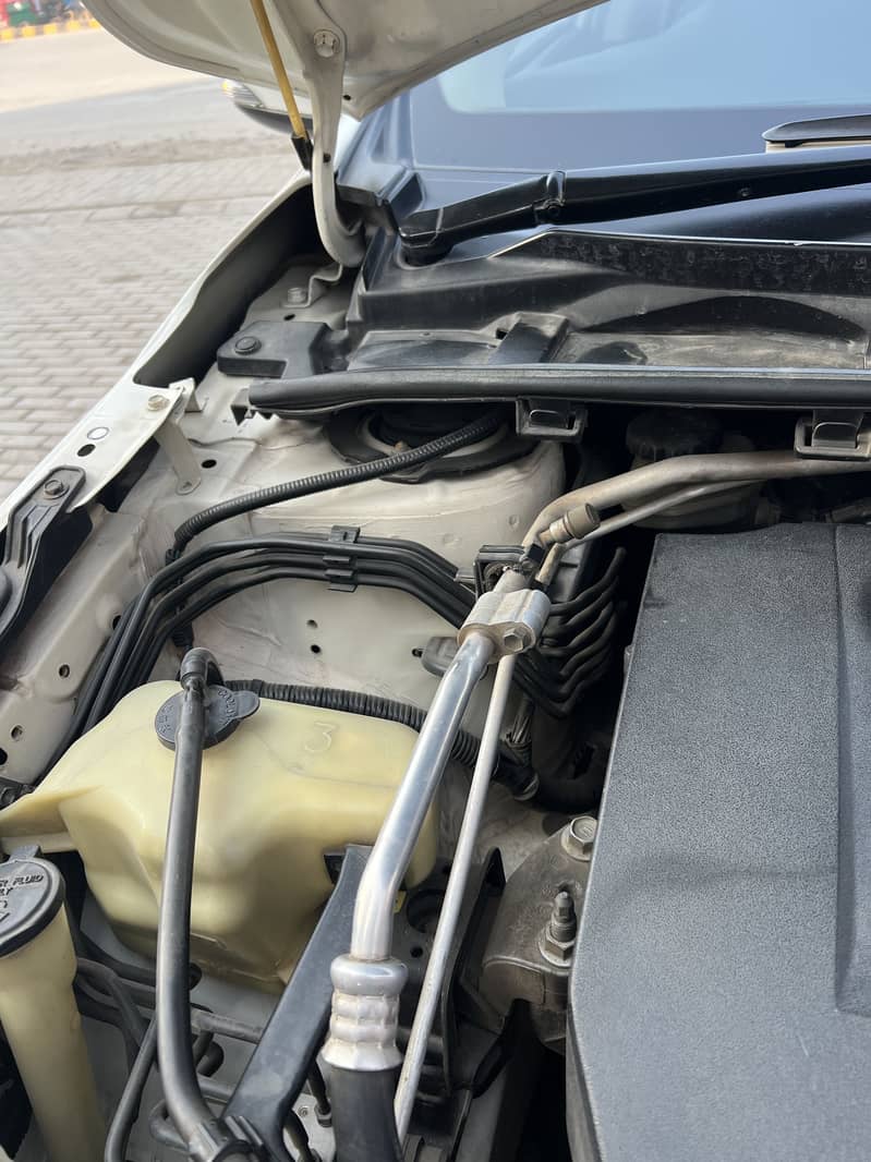 Altis  automatic 1.6 15