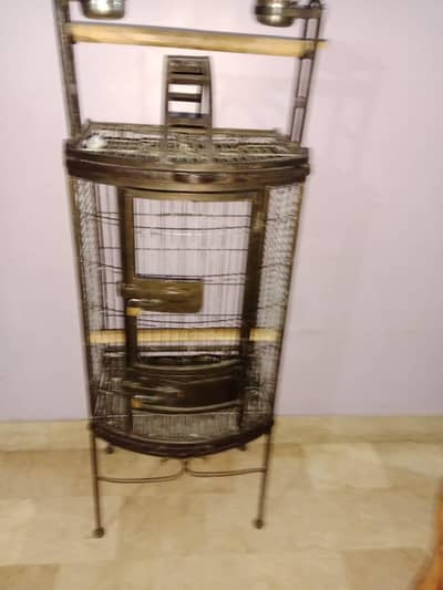 2 month used full new cage ha  rate ma kami ho jay gi