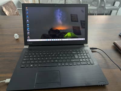 Toshiba i5 6th generation 8 gb Ram 256 gb SSD