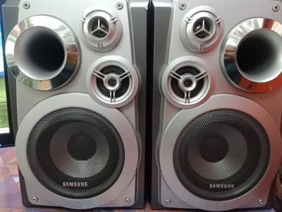 SAMSUNG ORIGNAL MADE IN JAPAN SPEAKERS