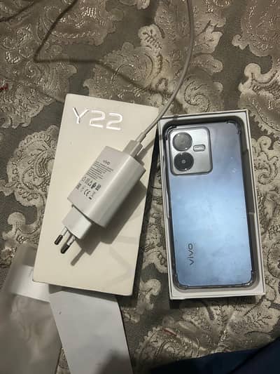 vivo y22 4 64 gb complete box
