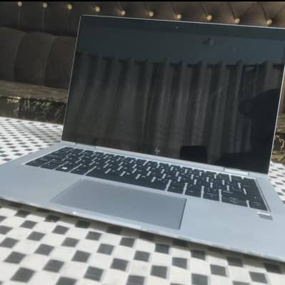 HP 1030 G3 core i7 8th generation 16/512