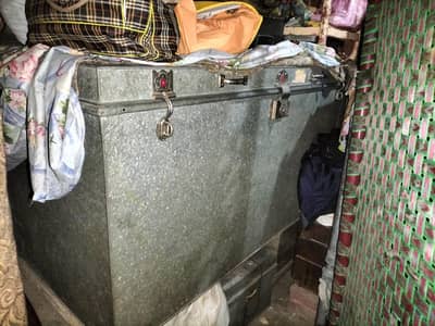 Petti or Storage tank