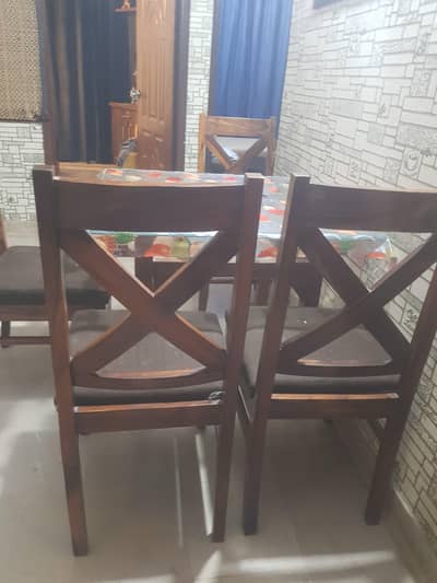 Dinning table wooden