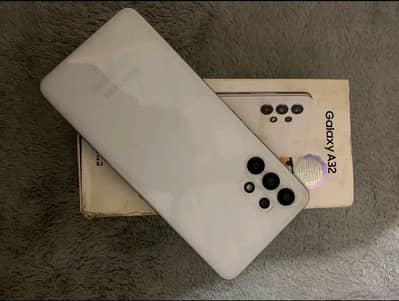 Sumsung A32 10/9 For sale Urgent Do not Call only whatsapp chat