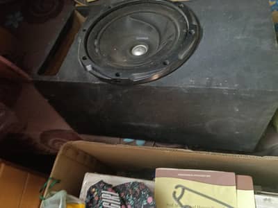 I wanted to sale Kenwood Woofer with box