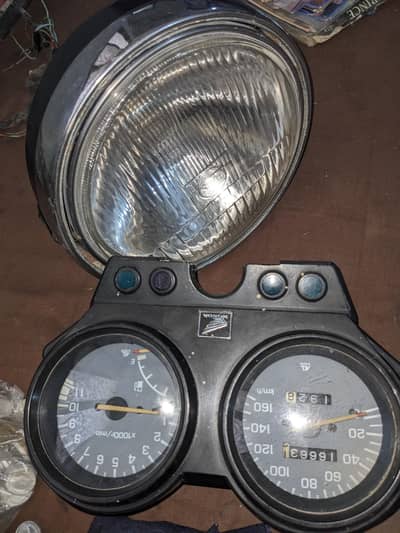 Kawasaki 400 meter and headlight