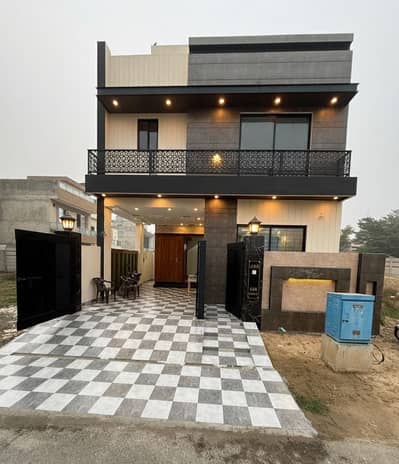 5 Marla Brand New Modern House