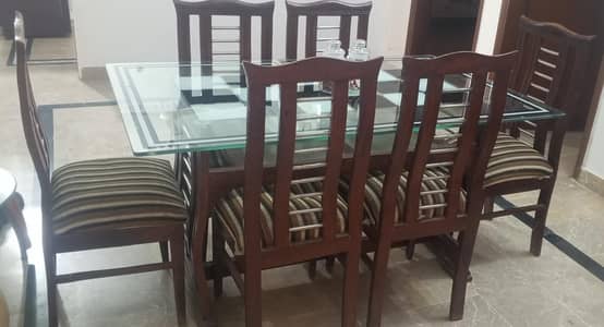 6 Seater Dining table