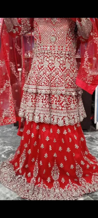 beautiful red color dress for sale 30k price