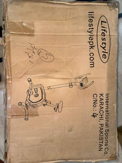 JS-602D Magnetic Upright Exercise Bike (lifestyle)