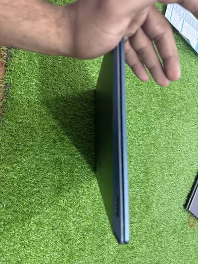 Microsoft surface 1867 i5 10th generation