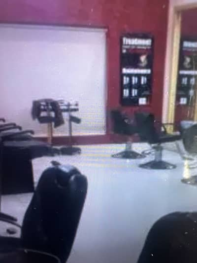 Female staff required For salon And spa