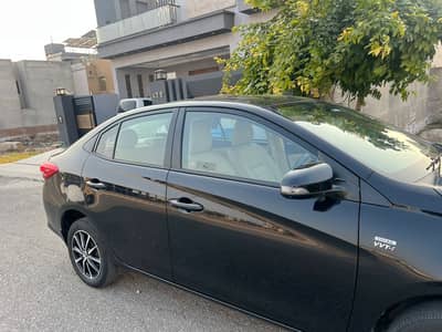 Toyota Yaris 1.3 CVT Total genuine Car