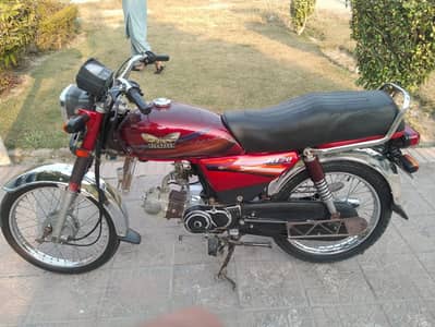 Rohit bike sel karna hai 10 condition hai iski 10 by 10 condition high