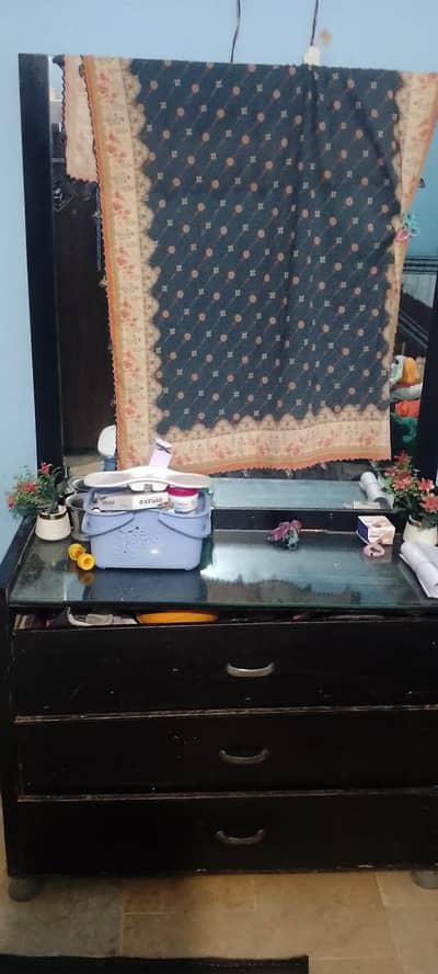 3 drawers dressing with mirror