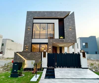5 MARLA ELEGANT AND FULLY MAINTAINED SUPER HOT LOCATED BUNGALOW IS AVAILABLE IN THE BEST BLOCK OF DHA LAHORE.