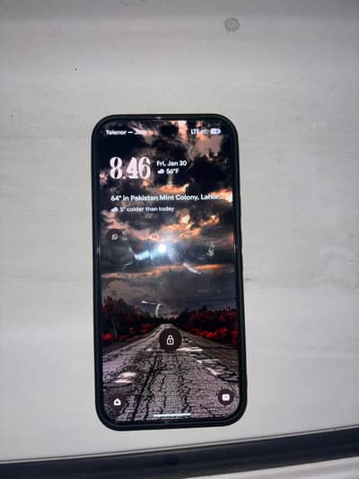 Google pixel 9 pro xl in black colour