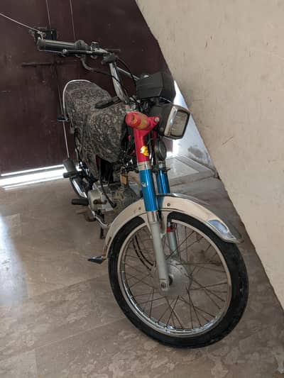 Powerful Motorcycle for Sale – Neat & Clean Condition