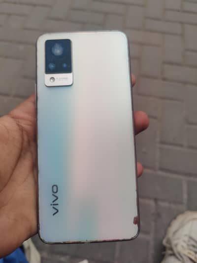 Vivo v21