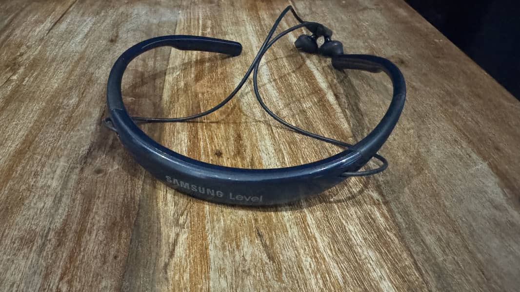 Samsung Level U2 Wireless 0