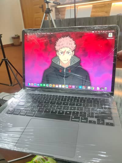 MacBook air core i5 8gb 512 SSD 2020