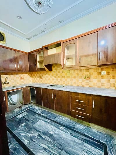 5 Marla 3Rd floor For Rent in Sabzazar scheme Near To Orange Train Near To Main Fori Rabta keray