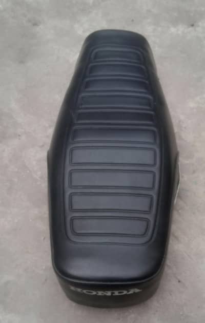 Honda 125 original seat