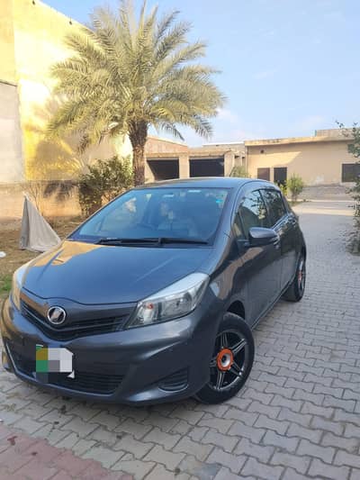Japanies Toyota vitz 2011/15 1000cc